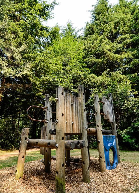 South Jetty Camping Resort Wheelchair Accessible Yurt 3 Florence Exterior foto