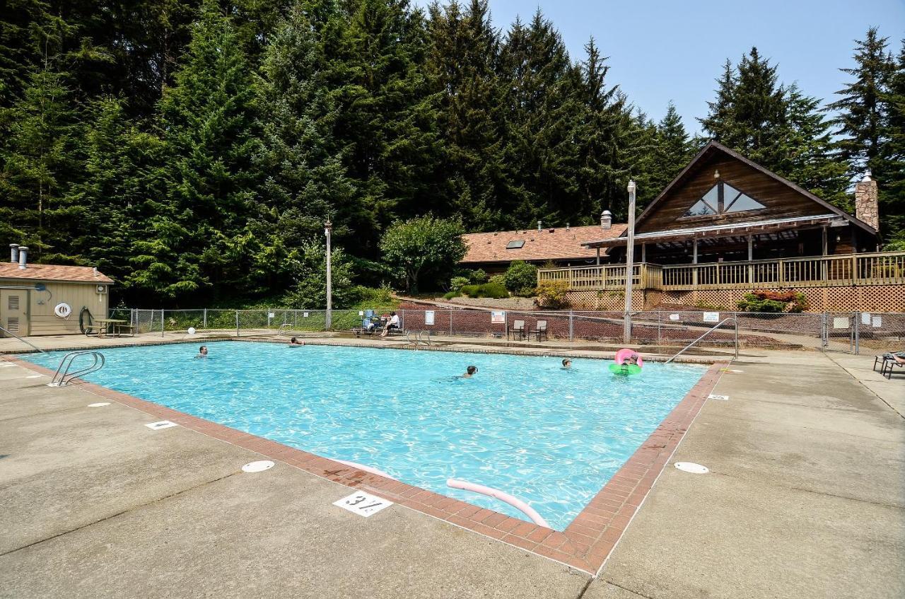 South Jetty Camping Resort Wheelchair Accessible Yurt 3 Florence Exterior foto